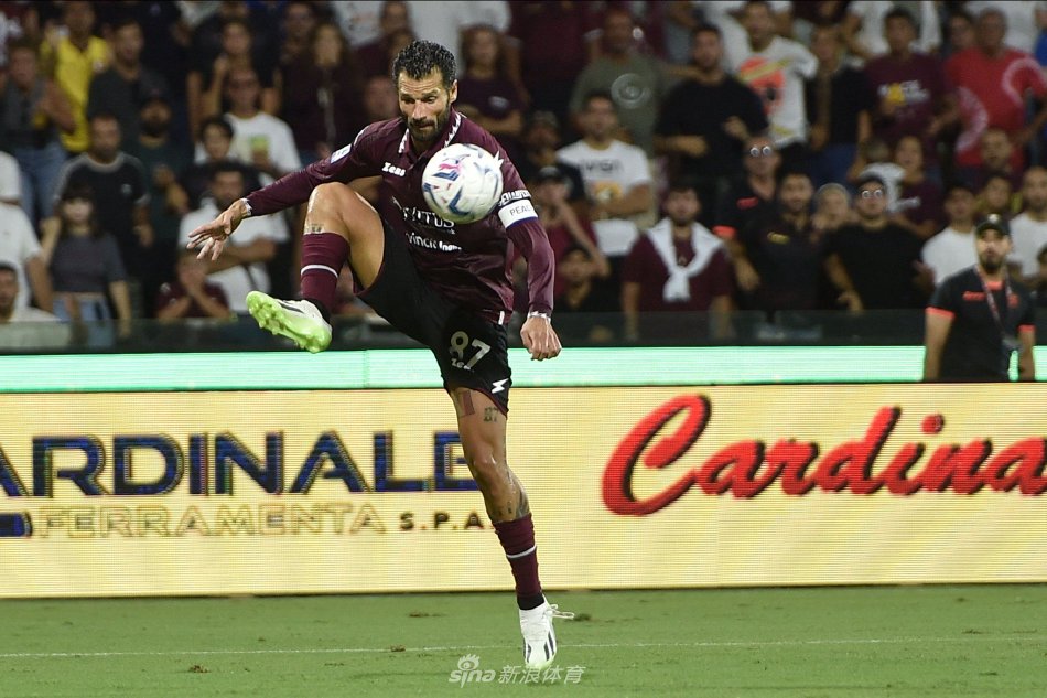 在一场充满 在一场充满