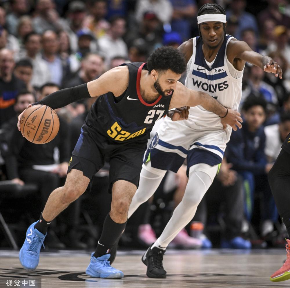 触球是否在 触球是否在